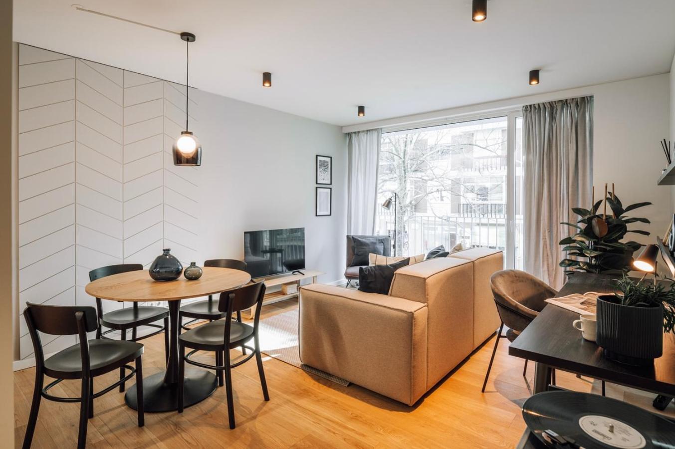 Tamariz - 1 Bedroom And Pool In Avenidas Novas Lisboa